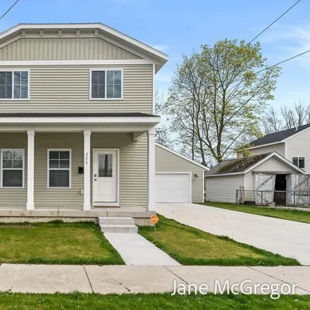 Buy this 3 bed house on 371 Catawba Avenue in Muskegon, MI 49442
