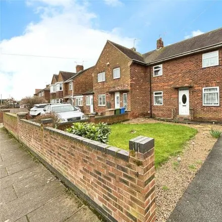 Buy this 2 bed townhouse on Whincroft Avenue in Goole, DN14 6RA
