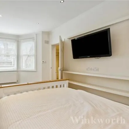 Image 4 - Forest Hill, Waldram Crescent, London, SE23 3LW, United Kingdom - Loft for rent