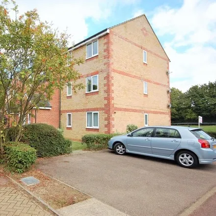 Rent this 2 bed apartment on Colwyn Close in Stevenage, SG1 2AR