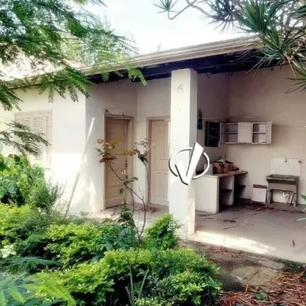 Buy this 3 bed house on Rua Antônio Rodrigues in Vila Nair, Pindamonhangaba - SP