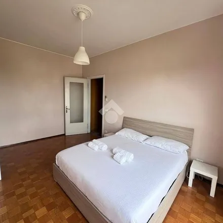 Image 3 - Viale Puglie, 20137 Milan MI, Italy - Apartment for rent