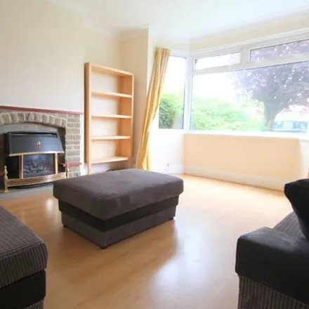Rent this 5 bed duplex on 46 St Anne's Road in Leeds, LS6 3NY