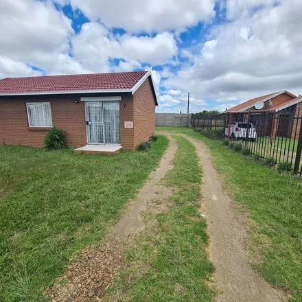 Image 3 - Charles Cilliers Street, Govan Mbeki Ward 30, Secunda, 2302, South Africa - Apartment for rent