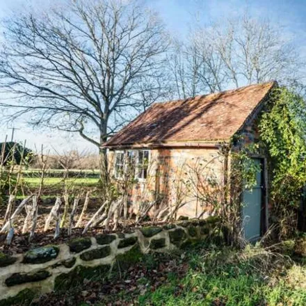 Image 8 - Newhouse Farm Cottage, BW 383, Waverley, GU6 8UW, United Kingdom - Duplex for sale