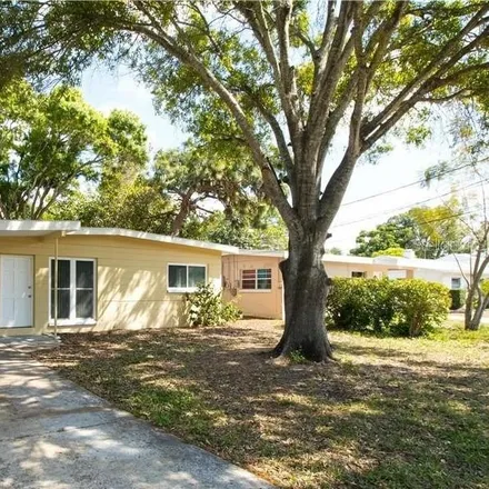 Buy this 2 bed house on 901 49th Avenue North in Saint Petersburg, FL 33703