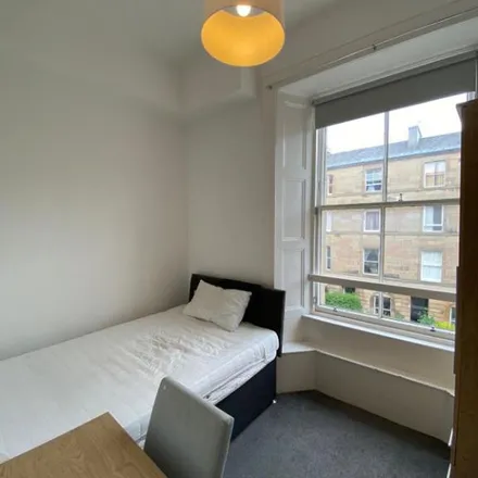 Image 2 - San Viet Vegan, 23a Brougham Place, City of Edinburgh, EH3 9JU, United Kingdom - Apartment for rent