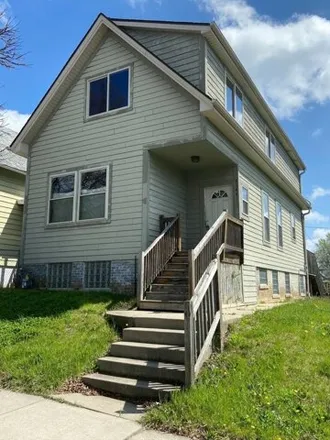 Buy this 3 bed house on 2344 N Buffum St in Milwaukee, Wisconsin