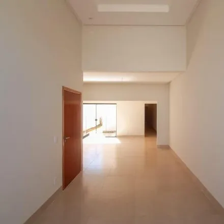 Buy this 3 bed house on Rua 204 in Aparecida de Goiânia - GO, 74947-160