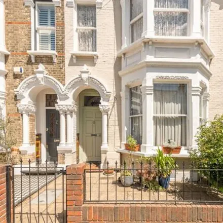 Image 5 - Narbonne Avenue, London, SW4 9EH, United Kingdom - Townhouse for sale