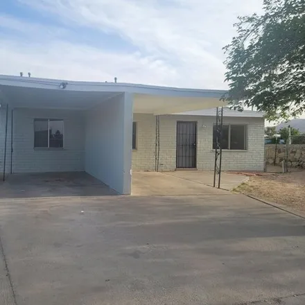 Buy this studio apartment on 4812 Atlas Avenue in El Paso, TX 79904