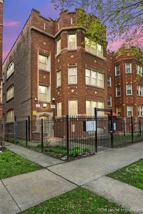 Image 1 - 8114 South Ingleside Avenue, Chicago, IL 60619, USA - House for sale