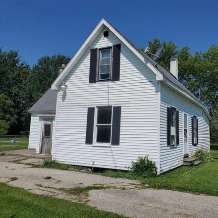 Buy this 2 bed house on 301 Mills Street in Croswell, Sanilac County