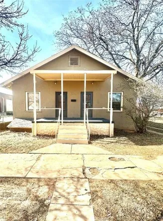 Buy this 4 bed house on Chickasha Public Library in West Iowa Avenue, Chickasha