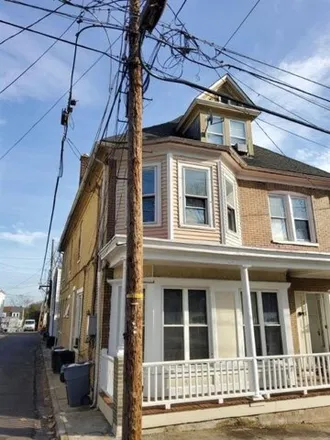 Rent this 2 bed apartment on 778 Sassafras Street in Easton, PA 18042