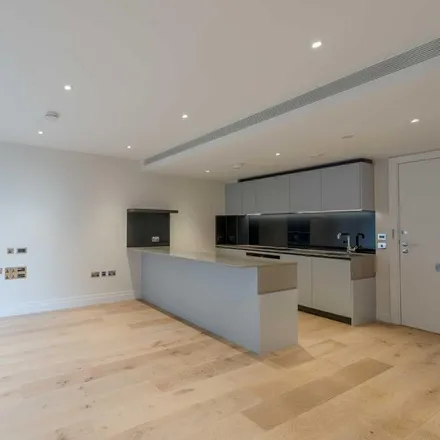 Image 2 - Falcon Grove, London, SW11 2NY, United Kingdom - Apartment for rent
