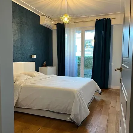 Rent this 3 bed apartment on Lycée Honoré d'Estienne d'Orves in Avenue Primerose, 06100 Nice