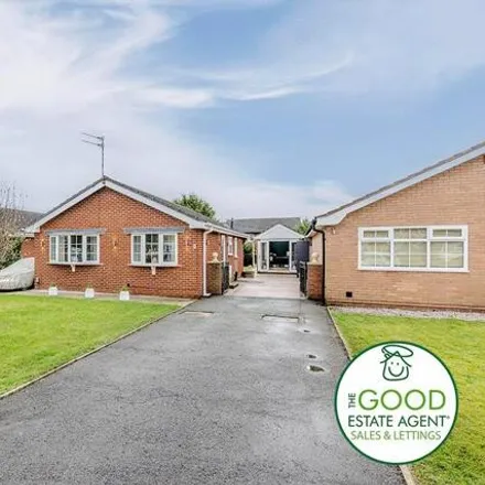 Buy this 3 bed house on 6 Hurlbote Close in Cheshire East, SK9 3TF