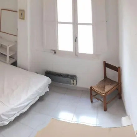 Rent this 3 bed room on Carrer de la Pobla de Farnals in 55, 46022 Valencia