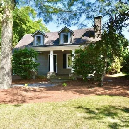Rent this 3 bed house on 847 North Ashe Street in Southern Pines, NC 28387
