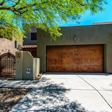 Buy this 3 bed house on 2639 North Sahuara Place in Tucson, AZ 85712