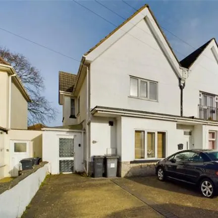 Buy this 5 bed duplex on 632 Christchurch Road in Bournemouth, Christchurch and Poole