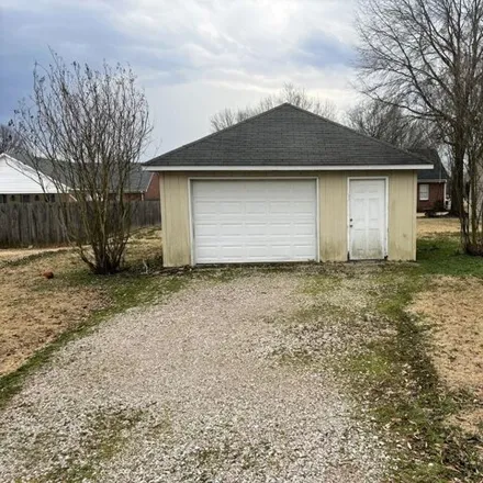 Image 3 - 488 Stevens Road, Bolivar, TN 38008, USA - House for sale