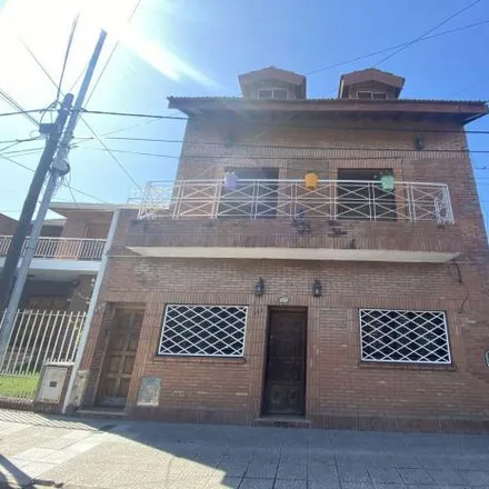 Buy this 4 bed house on Olavarría 355 in Partido de Avellaneda, 1871 Avellaneda