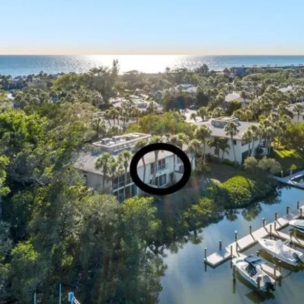 Buy this 1 bed condo on 6778 Gulf of Mexico Drive in Longboat Key, Manatee County