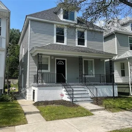 Rent this 3 bed house on 2643 Fischer Street in Detroit, MI 48214