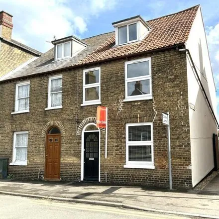 Buy this 3 bed house on High Street in Chatteris, PE16 6NP