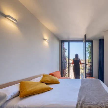 Rent this 1 bed apartment on Parking Alfonso X El Sabio in Avinguda Alfons el Savi / Avenida Alfonso El Sabio, 03004 Alicante