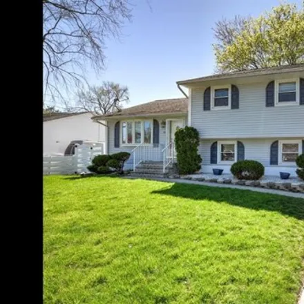 Image 3 - 20 10th Street, New Market, Piscataway Township, NJ 08854, USA - House for sale