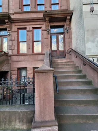 Rent this 1 bed house on 40 West 120th Street in New York, NY 10026