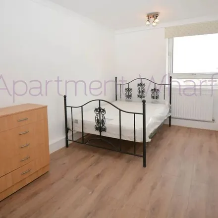 Image 4 - Bowsprit Point, 167 Westferry Road, Millwall, London, E14 8LW, United Kingdom - Apartment for rent