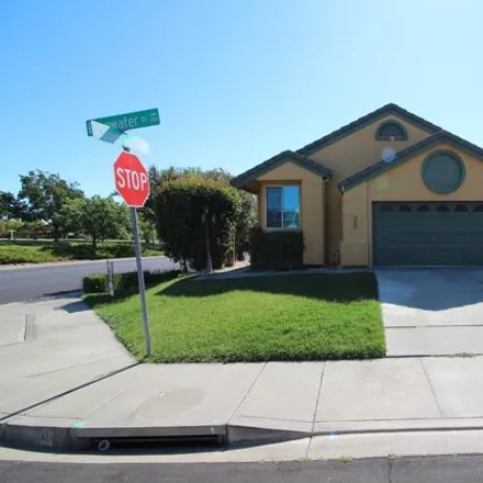 Rent this 3 bed house on 894 Tipperary Drive in Vacaville, CA 95688