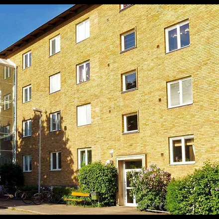 Rent this 2 bed apartment on Roskildegatan 2A in 586 44 Linköping, Sweden