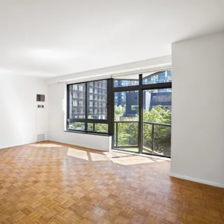Buy this 1 bed condo on 100 United Nations Plaza Tower in 100 1st Avenue, New York