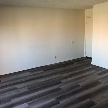 Image 2 - 1357 South Hoover Street, Los Angeles, CA 90006, USA - Apartment for rent