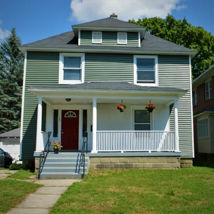 Rent this 4 bed house on 72 Richards Ave NW