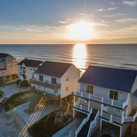 Image 2 - 1196 New River Inlet Road, North Topsail Beach, NC 28460, USA - House for sale