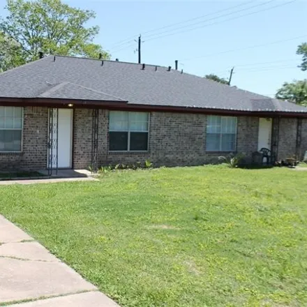 Rent this 2 bed house on 915 East A Street in La Porte, TX 77571