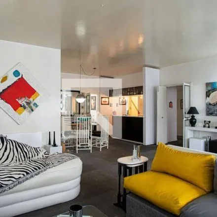 Rent this 4 bed apartment on Edifício Pauliceia in Avenida Paulista 960, Morro dos Ingleses