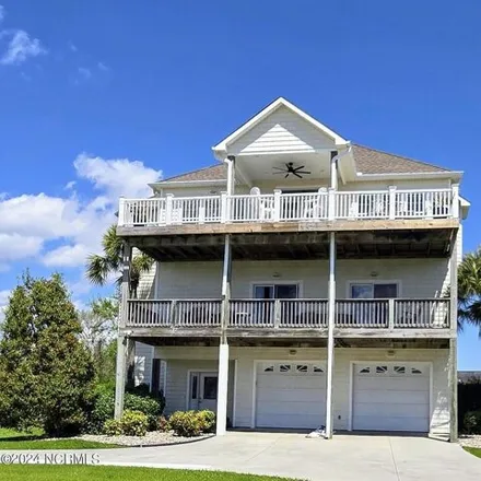 Buy this 3 bed house on 280 Tidewater Drive in Carteret County, NC 28570