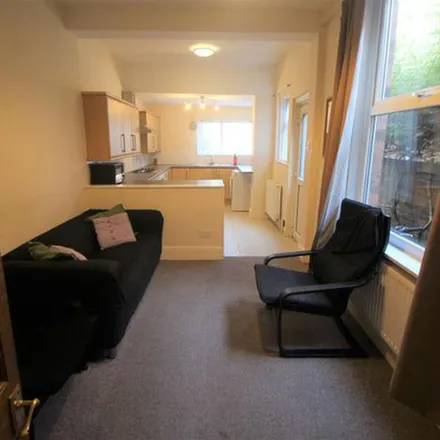 Rent this 5 bed townhouse on 68 Kensington Road in Coventry, CV5 6GG