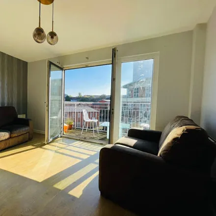 Image 2 - Liberty Place, Sheepcote Street, Park Central, B16 8JT, United Kingdom - Apartment for sale