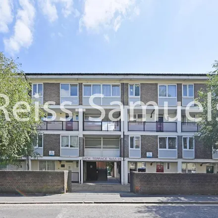 Rent this 4 bed apartment on Bath House in Bath Terrace, London