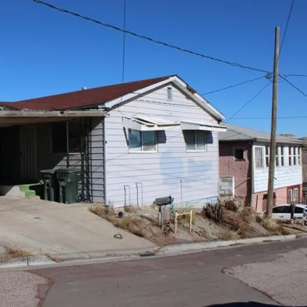 Buy this 3 bed house on 449 East Maloney Avenue in Gallup, NM 87301