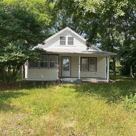 Buy this 3 bed house on 3400 Channel Avenue in Portsmouth, VA 23703