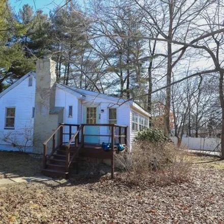 Buy this 2 bed house on 22 New Foster Avenue in River Pines, Billerica